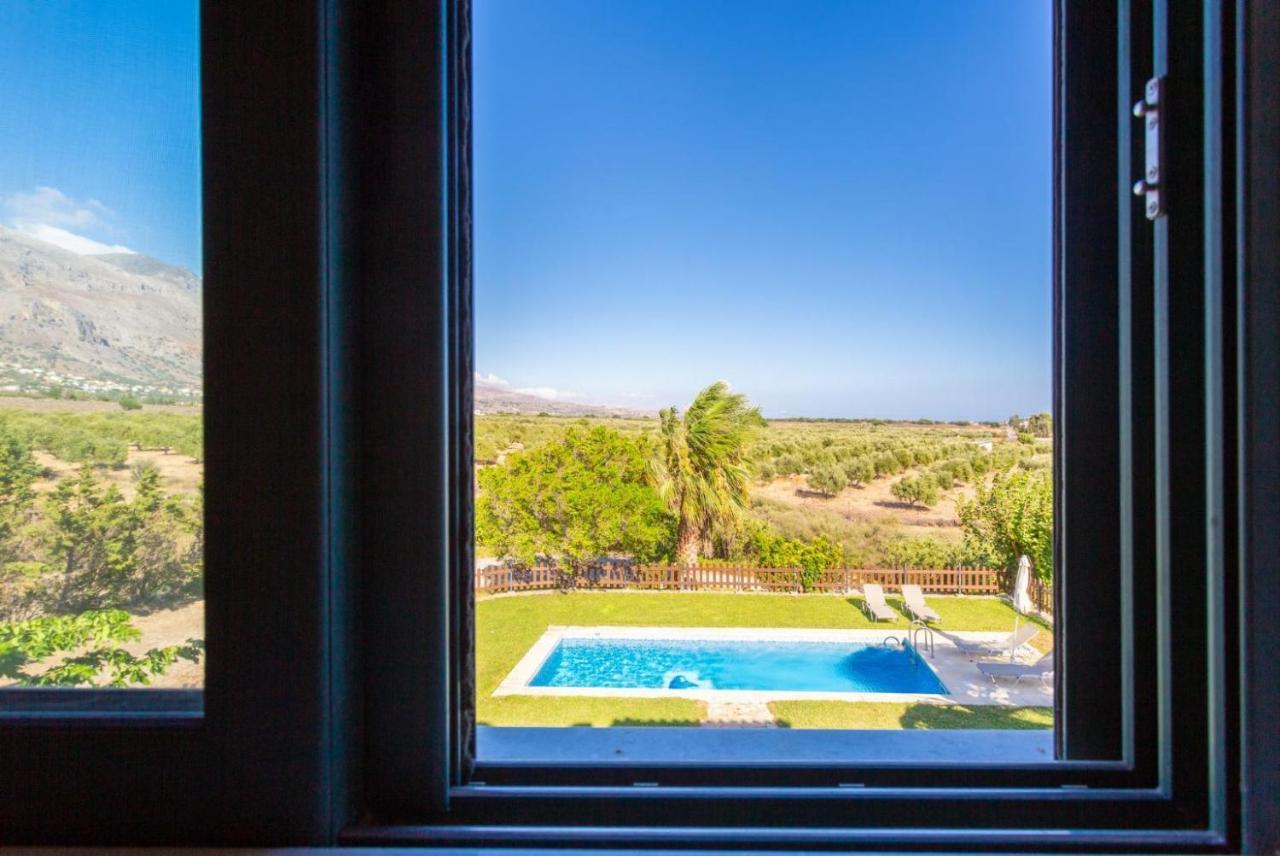 Spiros Beach Villa Frangokastello Exterior foto